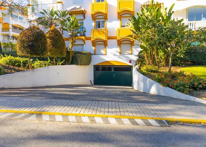 Apartment 2 Bedrooms Terrace - Pool & Parking *